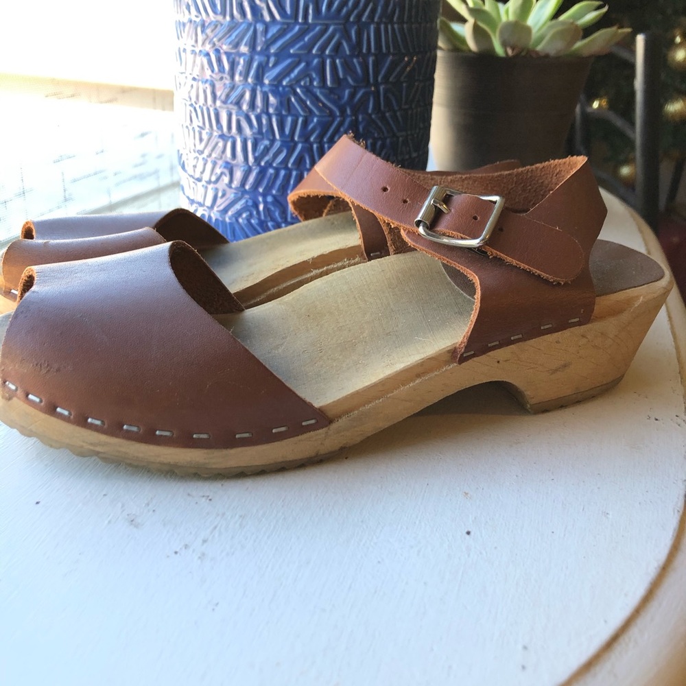 MIA Anna clogs